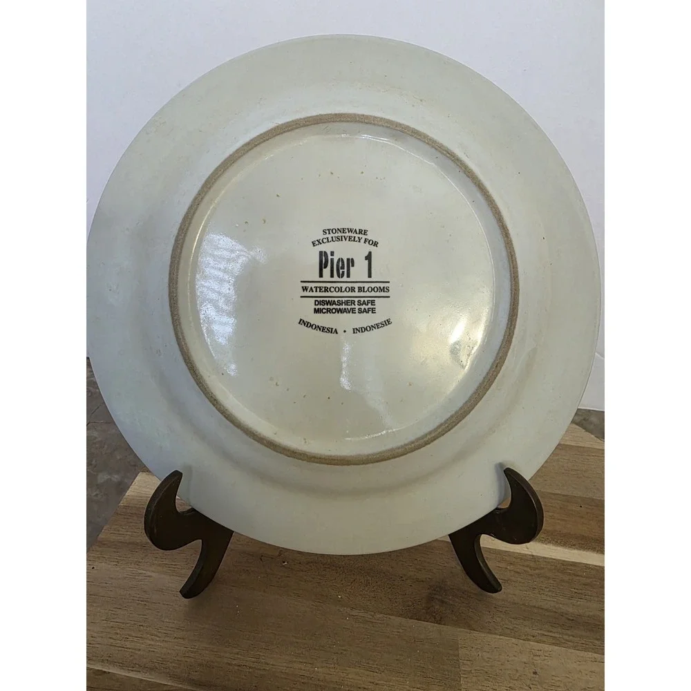 3 x Pier 1 Watercolor Blooms Luncheon‎ Dessert Salad Plates 8 1/8